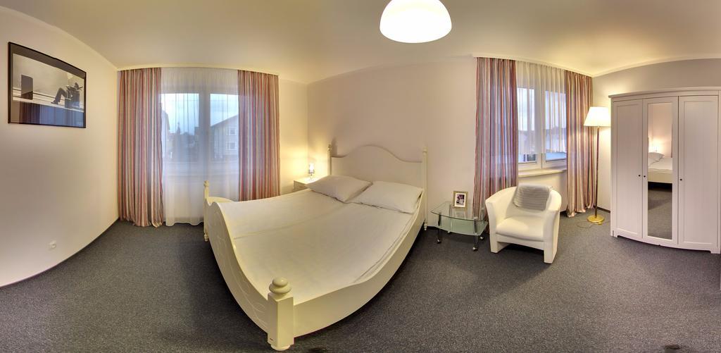 Apartamenty Pod Telegrafem Kielce Buitenkant foto